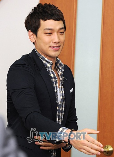 [05/04/2011] Rain Nombrado Embajador de Gangnam-gu en Seúl 32