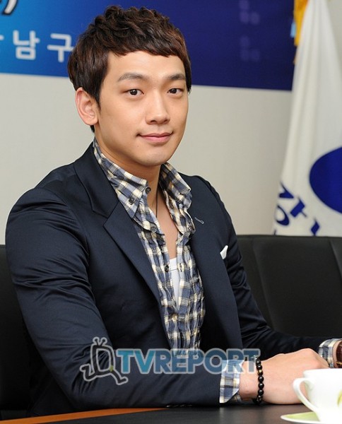 [05/04/2011] Rain Nombrado Embajador de Gangnam-gu en Seúl 8